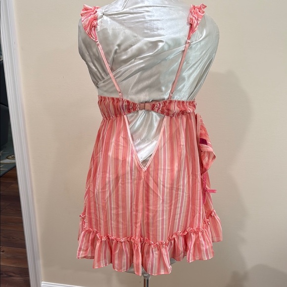 *NEW - BETSY JOHNSON LINGERIE SET (sz med) - Picture 2 of 8